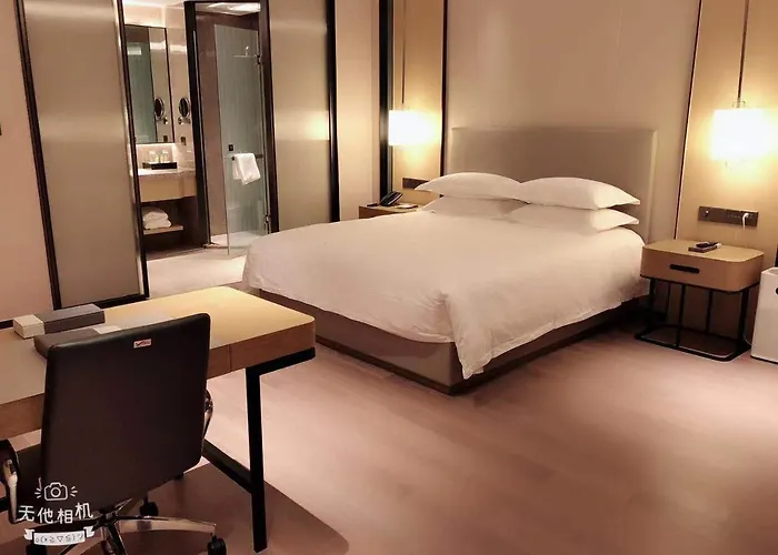Ramada Plaza Wyndham Shengzhou City Center