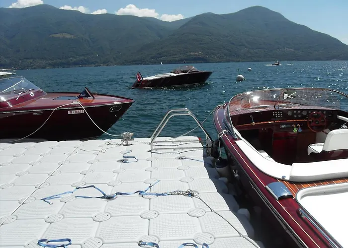 Holiday Hotel Yachtsport Resort Lago Maggiore