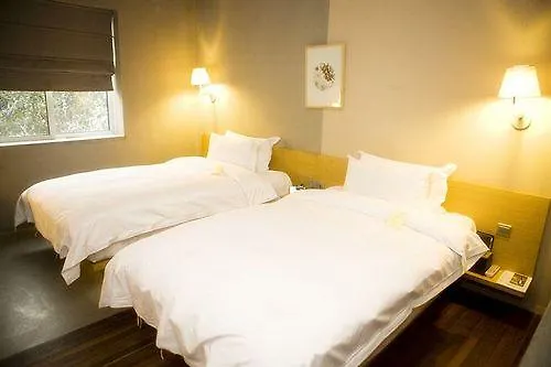 Wans Color House Hotel