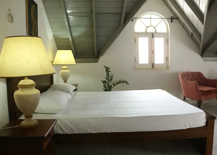 Hotel Aurelia Negombo