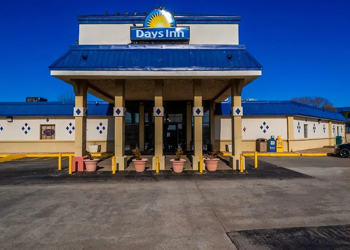 Days Inn By Wyndham Clinton Ok