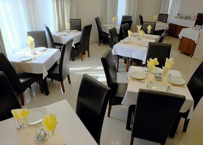 Vacz Hotel