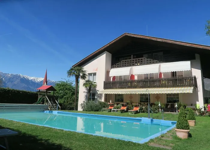 Garni Hotel Burgleitenhof