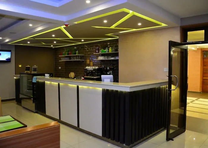Razana Hotel