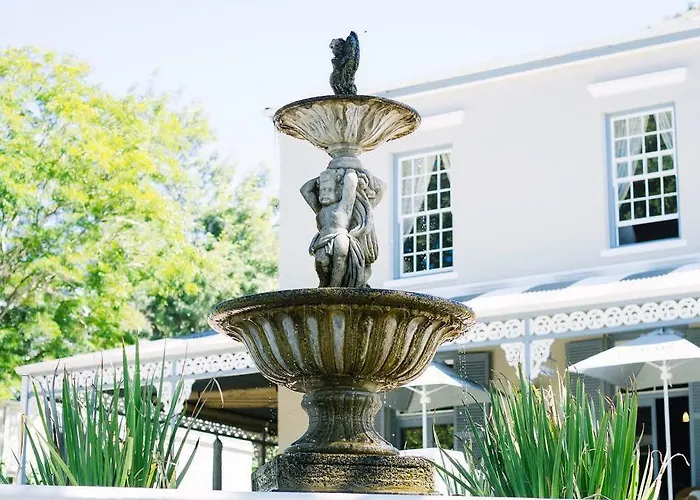 Pontac Manor Hotel & Restaurant