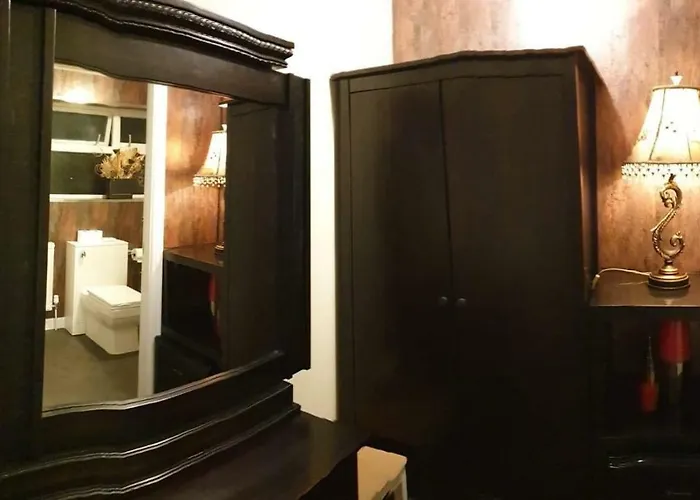 Fox & Hound Hotel