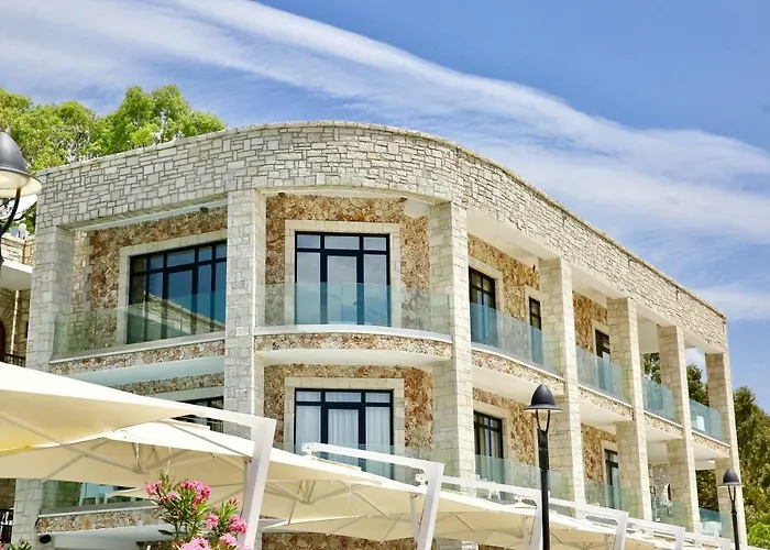 Valta Hotel