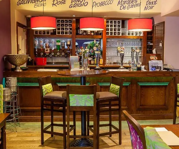 The Masons Arms Hotel