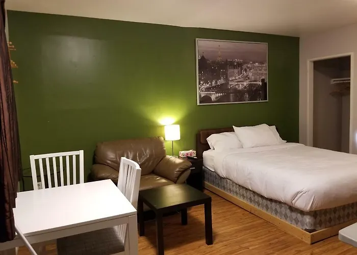 Sun Plaza Motel