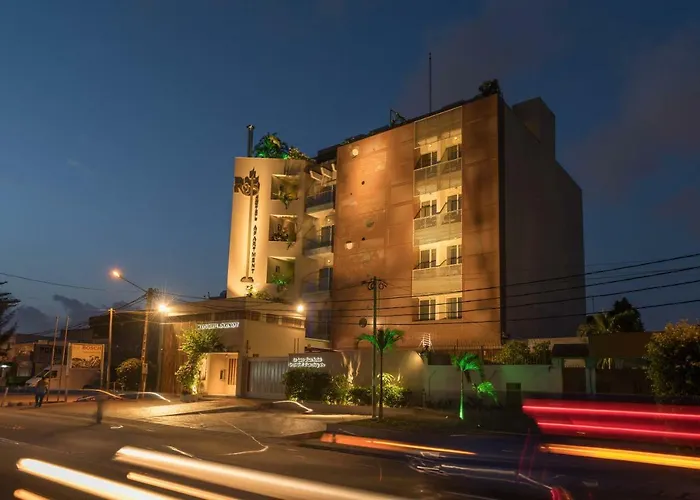 Roots Hotel Apartments Abidjan