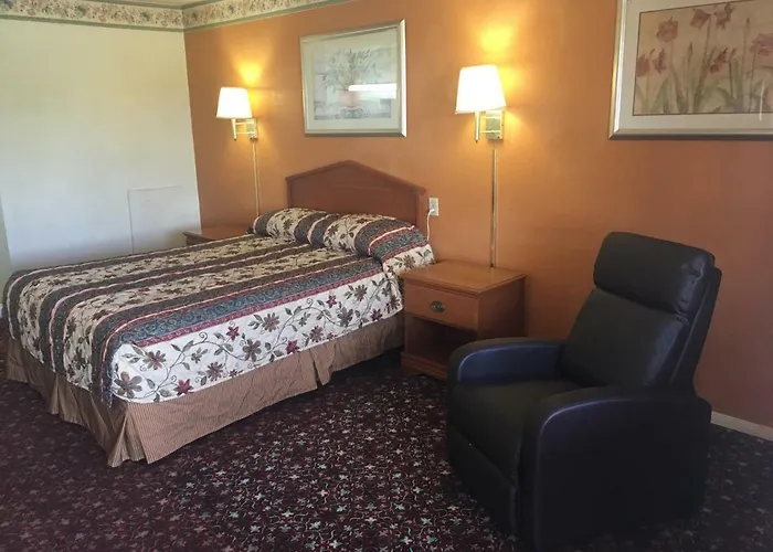 Finn'S 66 Motel
