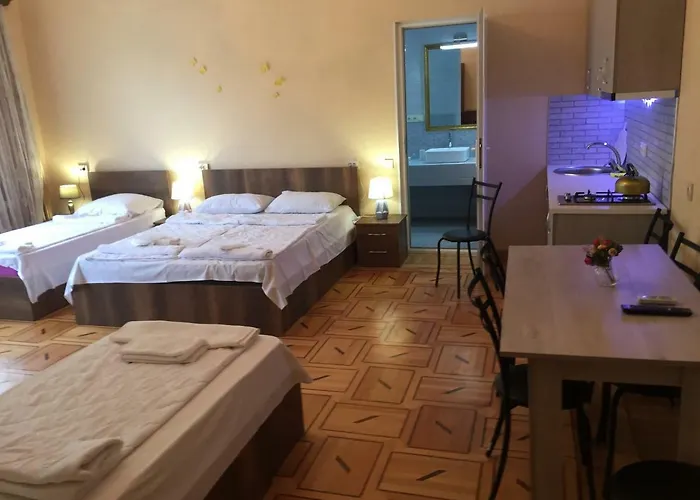 Hotel Good Luck