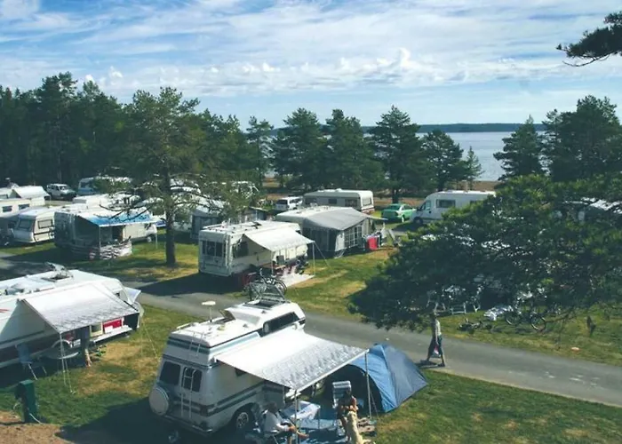 Norrfaellsvikens Camping, Stugby & Marina