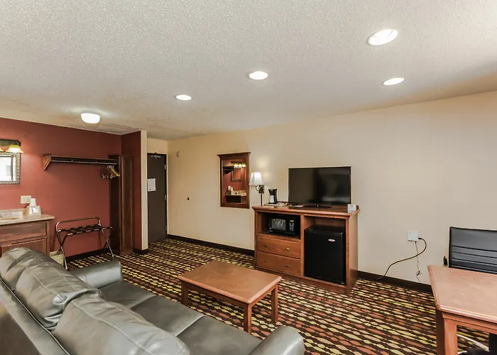 Super 8 By Wyndham Grand Forks