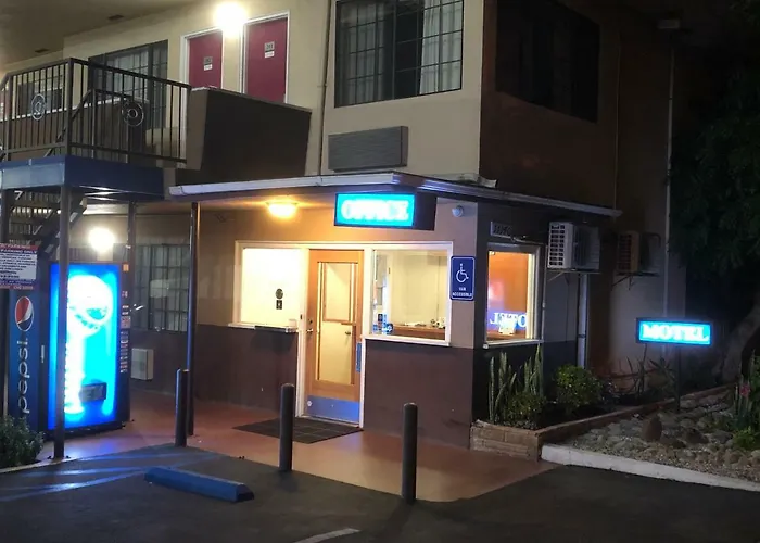 Whittier Travel Inn