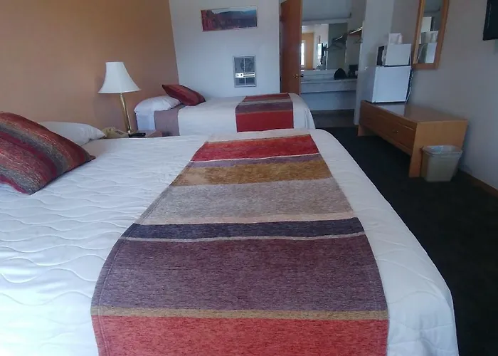 Blue Pine Motel
