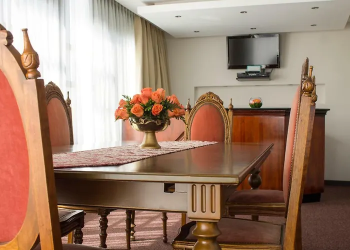 Best Western Cplaza Hotel Quito