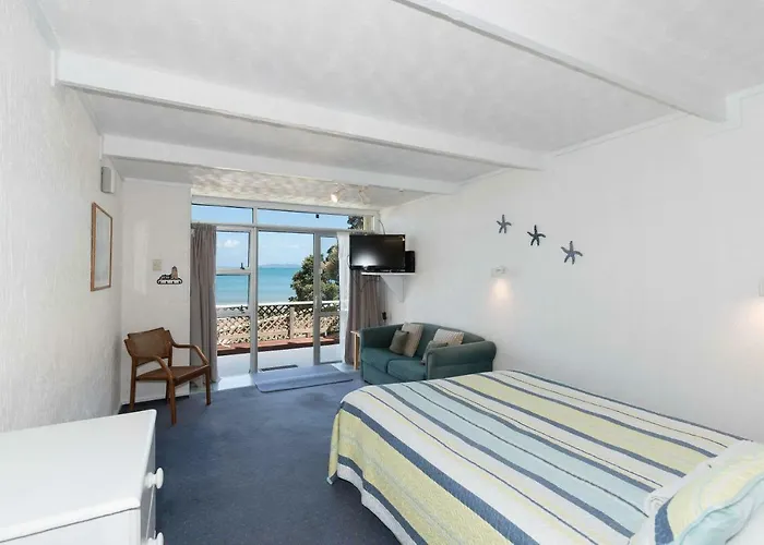 San Marino Motor Lodge Absolute Beachfront