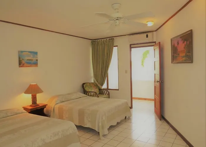 Flamingo Marina Hotel