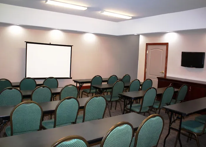 Country Inn & Suites By Radisson, Red Wing, Mn
