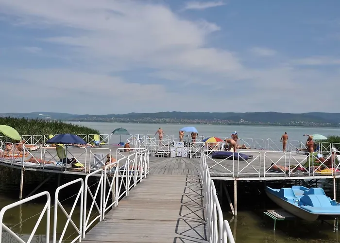 Naturexpert Mobilhazak-Fkk Nudista Kemping Balatonbereny