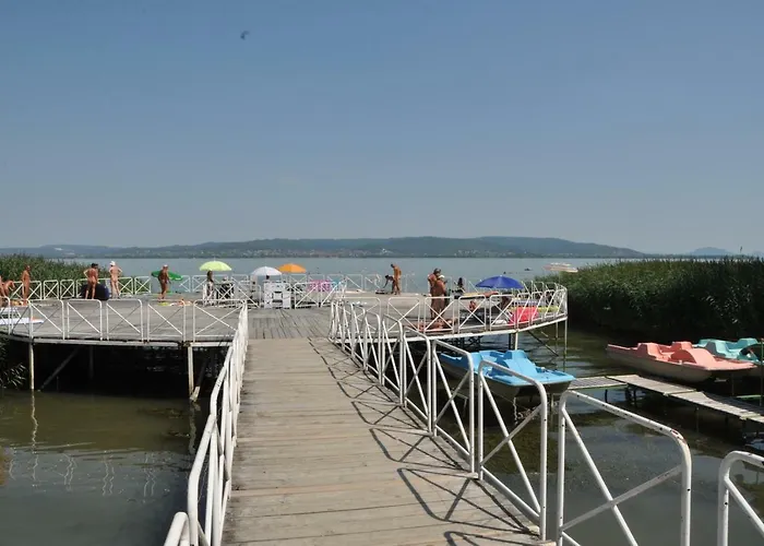 Naturexpert Mobilhazak-Fkk Nudista Kemping Balatonbereny