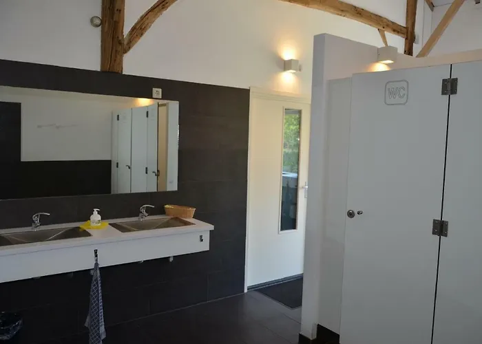 B&B Pipowagen "De Luxe" Op Wellness Camping En B&B