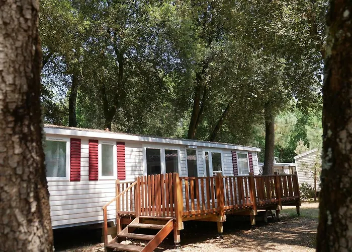 Camping Officiel Siblu Les Pierres Couchees