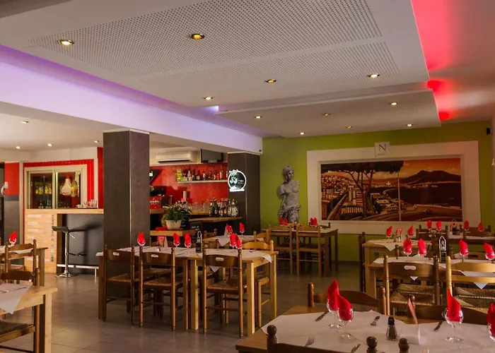 Hotel Les Italiens