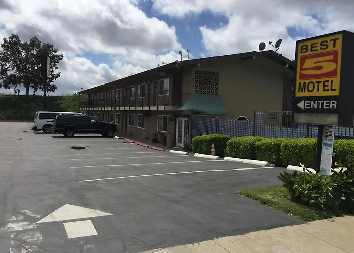 Best 5 Motel