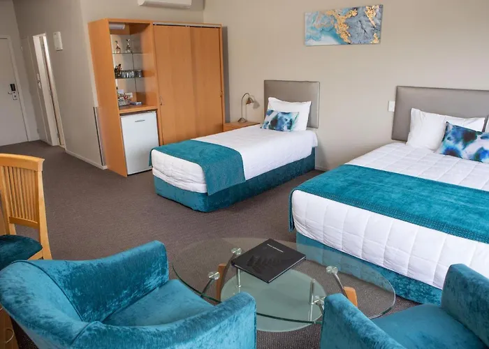 Airport Motor Lodge
