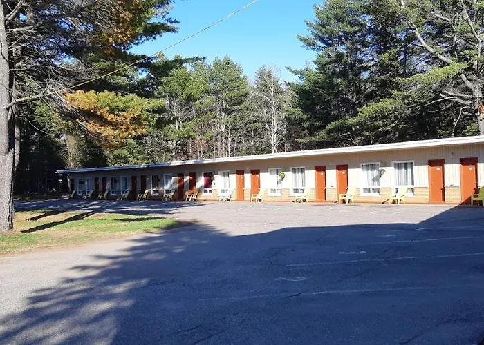 Pine Grove Motel