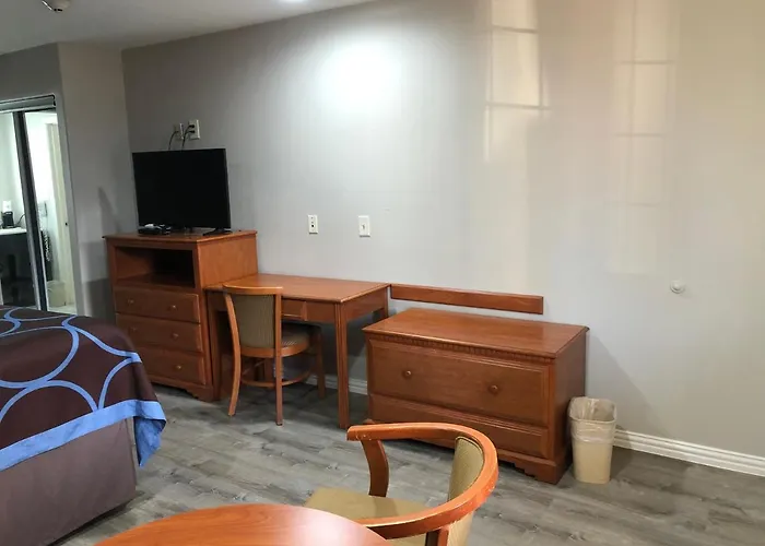 Diboll Inn And Suites