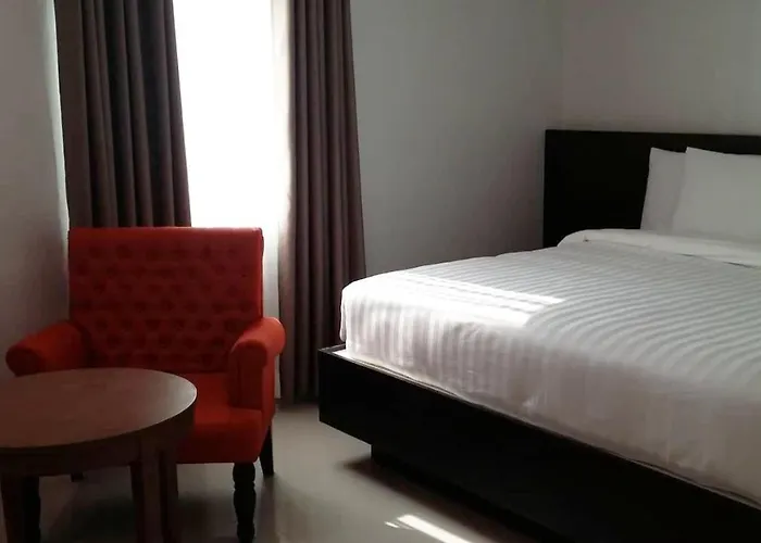 Top Star Hotel Tagum