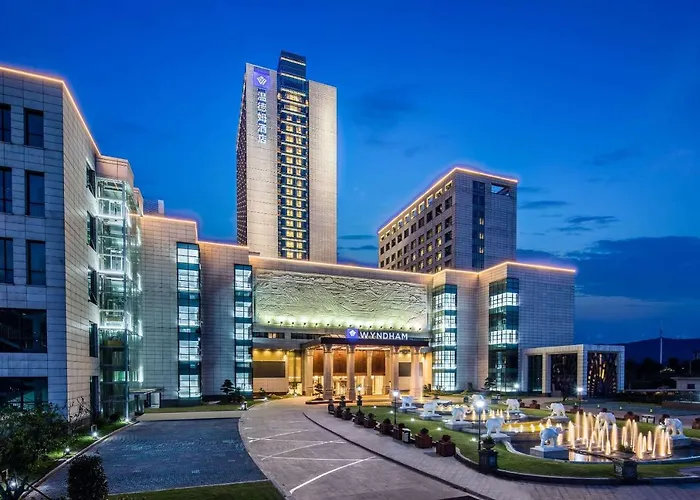 Wyndham Zhuji West