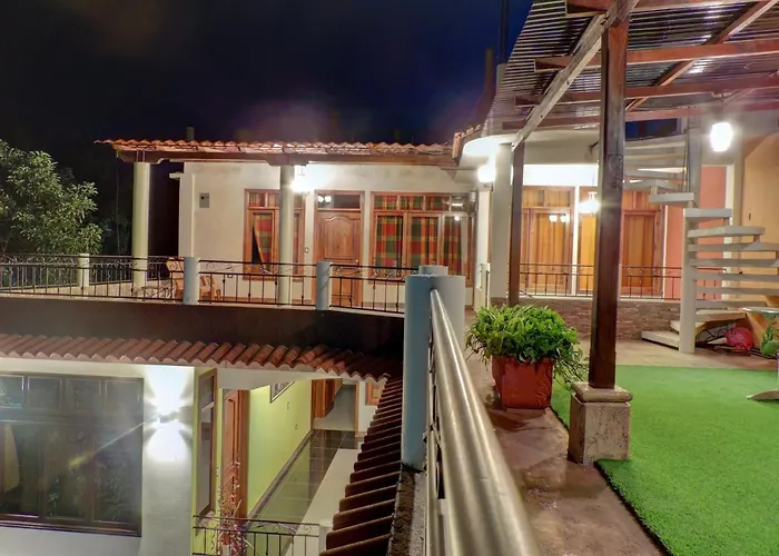 Shanti Shanti Hotel & Restaurante