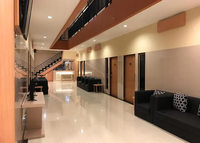 Lcr Hotel