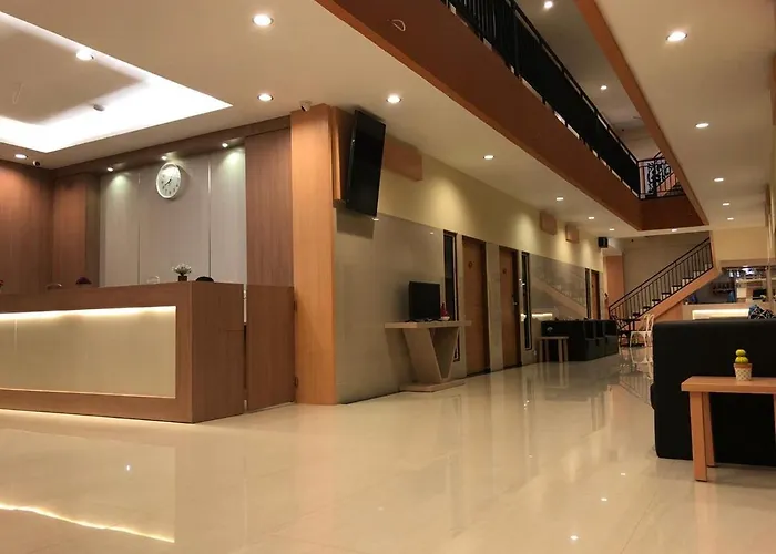 Lcr Hotel