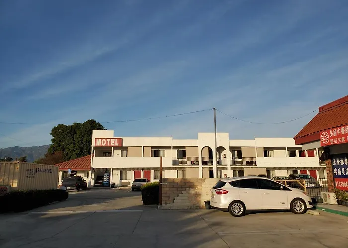 Eunice Plaza Motel