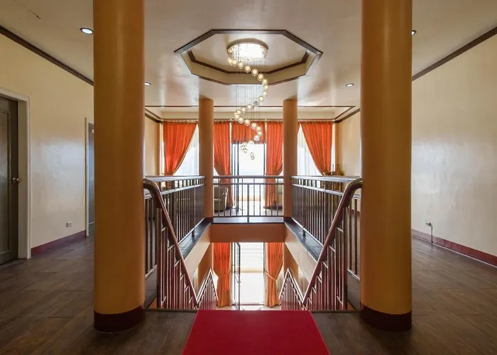 Reddoorz Plus @ Seaborne Hotel Subic Zambales