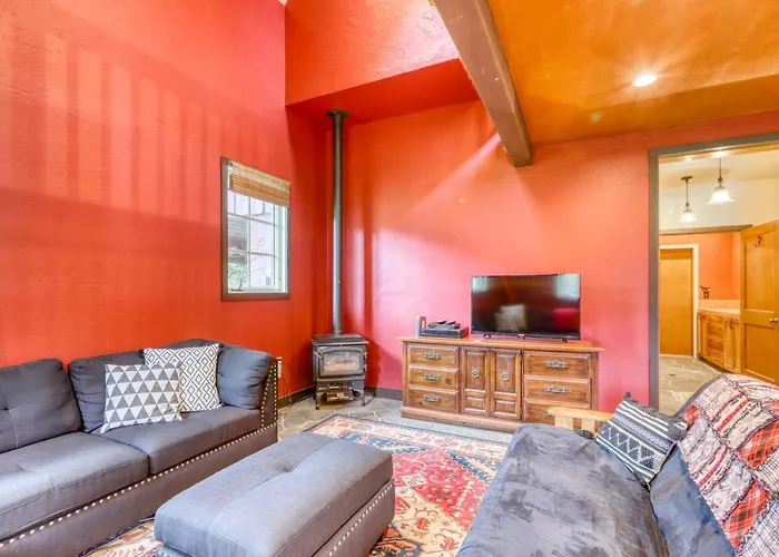 Berry Glen Redwood Park Loft