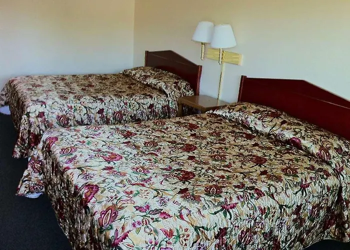 Greenway Motel