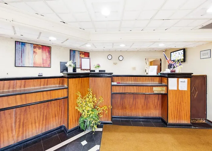 Oyo Hotel East Hanover Nj-10