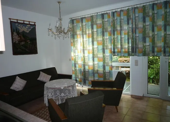 biozertifiziertes Hotel Höpfigheimer Hof mit Wein-Shop