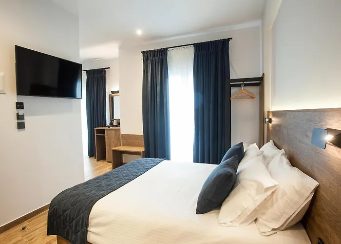 Trikala River House