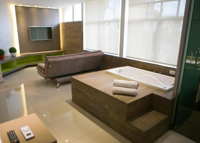 Serranos Park Hotel