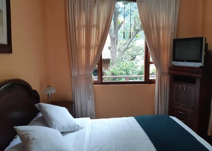 El Pedron Hotel