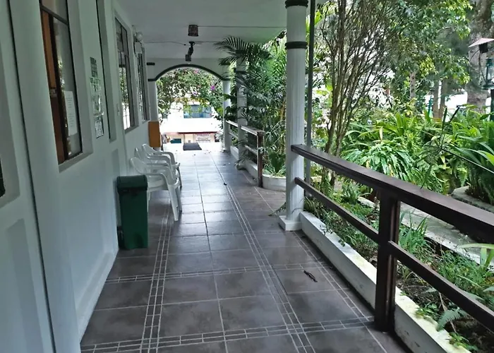 El Pedron Hotel