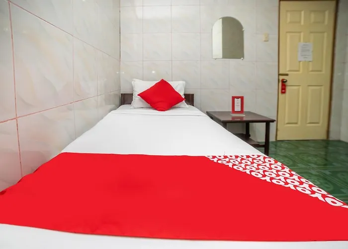 Oyo 448 Pvc Hotel