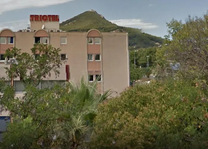 Hotel Triotel